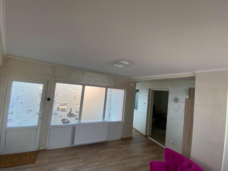 Apartament cu 3 camere, zona Bucium - Hanul "Trei Sarmale" - 16