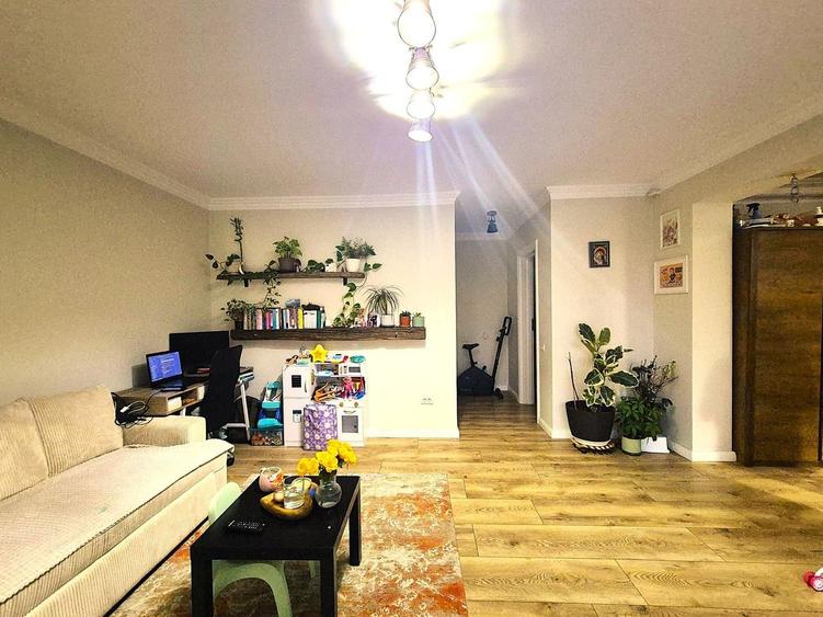 Zona Coresi, 2 camere ,59 mp,  cu grădină proprie și  loc de parcare. - 4