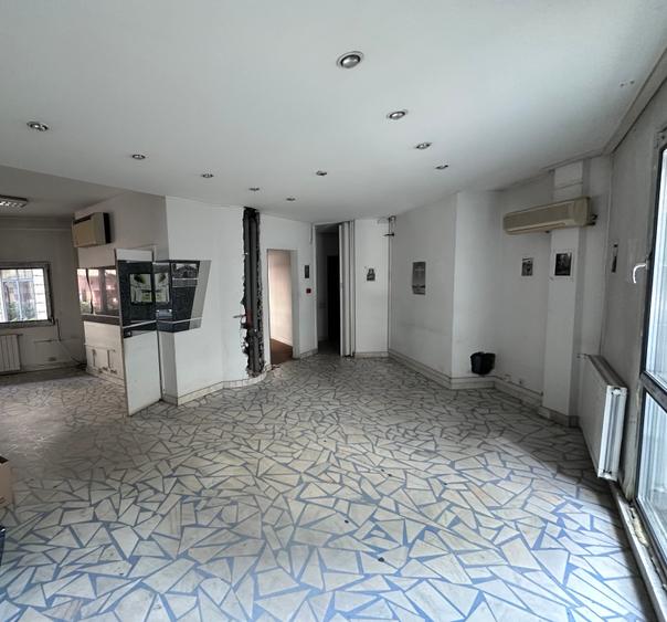 Parter - duplex  in imobil nou.Spatiu comercial sau birouri - 1