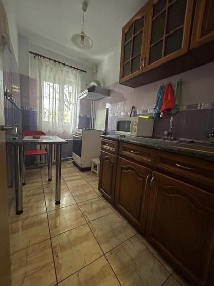 299 euro-Garsoniera 35mp -Titan - Metrou 1decembrie - 4