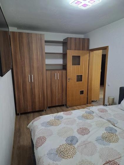 Pf inchiriez ap cu 2 camere cu parcare privata inclusa - 2
