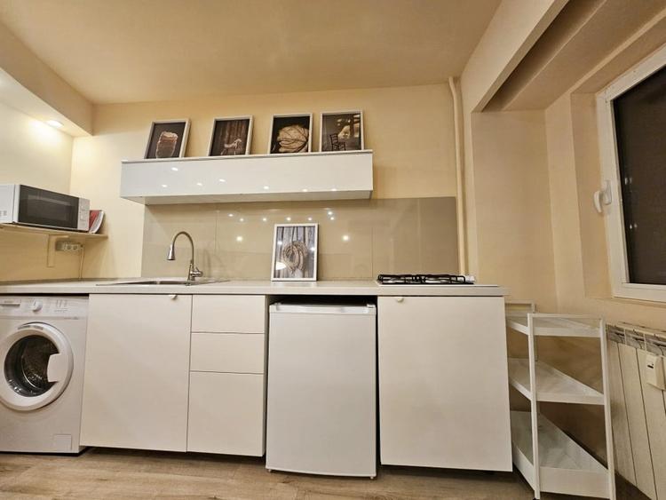 De inchiriat Garsoniera Nerva Traian Vasile Carlova - 2