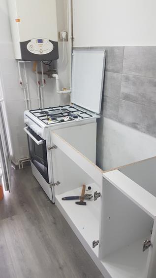 Apartament renovat, nemobilat, cu utilități noi – disponibil în curând - 1