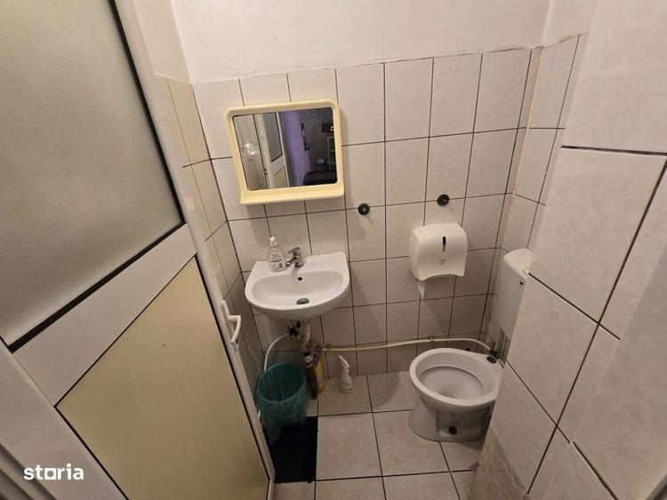 Inchiriere Spatiu Comercial Vitrat, 45 mp Baza 3 - Carrefour Felicia. - 2