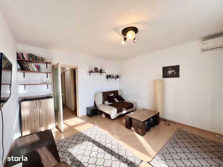 Garsoniera Deosebita vizavi de Metrou C Georgian I Vedere Panoramica I - 1