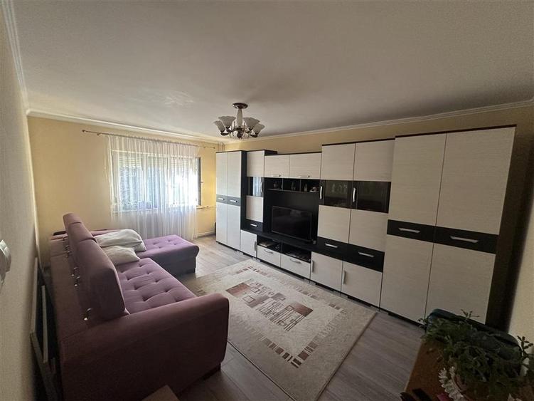 Apartament 2 camere decomandat rogerius - 1