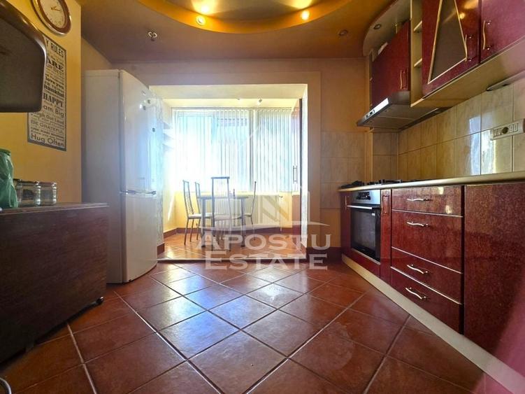 Apartament decomandat 3 camere, zona Miorita - 12