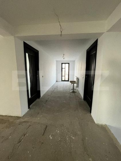 Oportunitate!!!Cladire 600 mp, teren 500 mp, Targoviste - 11