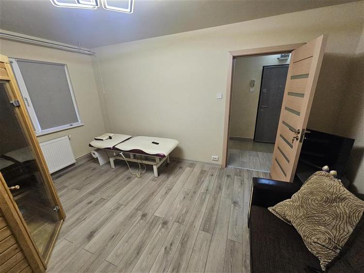 Resita, 2 Cam. Cf. 1, Renovat, Parter, Micro 1 - 2