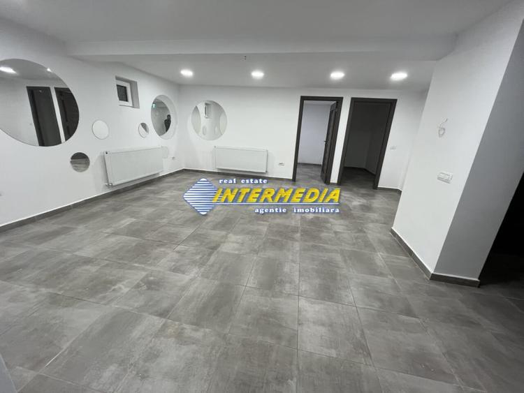 Spatiu comercial de vanzare in Alba Iulia zona Cetate finisat complet - 8