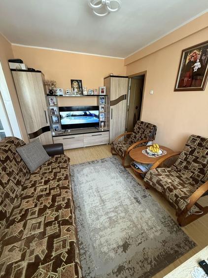 Vand Apartament zona K-tanga Bloc A1 - 6