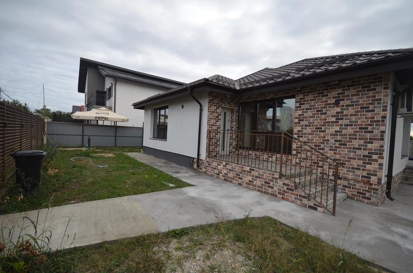 Casa individuala - POSIBILITATE RATE - Comuna Berceni -  COMISION 0 - 26