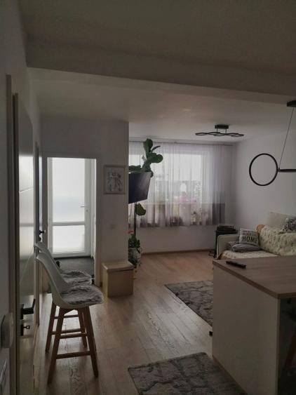 Vând apartament la casă tip cvadruplex - 4