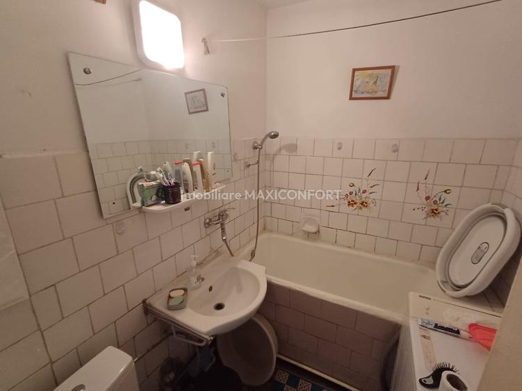 Vanzare apartament 2 camere-Imobiliare MAXICONFORT - 5