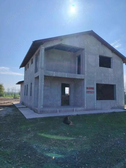 Vanzare Vila P + 1 la rosu, sup. teren 1700. mp., desch.20.ml, sup. constr. 200.mp. Com. Romanu - 3
