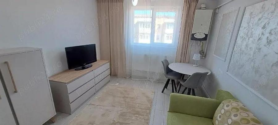 garsoniera et 2 renovata - 1