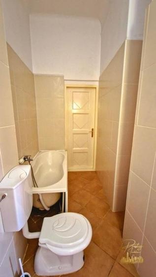 Apartament cu 2 camere de vanzare in cladire istorica - Ultracentral - 16
