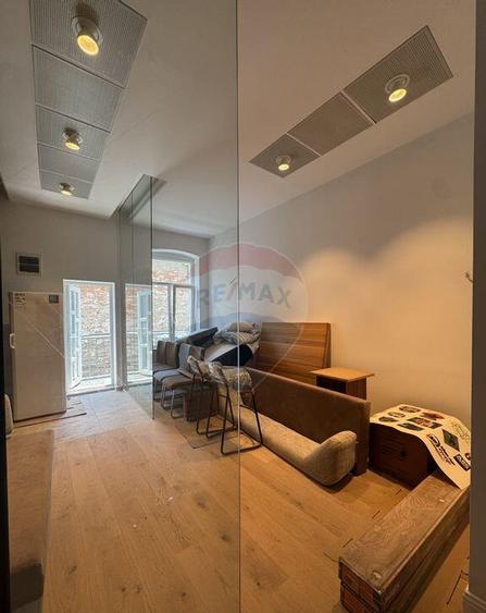 Garsoniera moderna ultracentrala, str. Honterus - 6