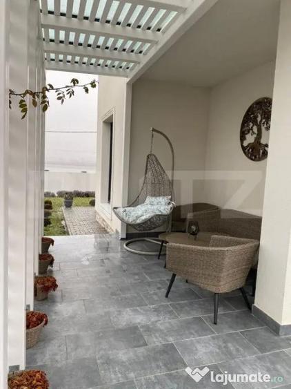 Casa de vacanta cu priveliste catre lac, 213 mp utili, 3500 - 1