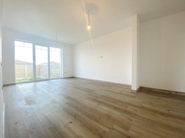 Dezvoltator: Duplex pe Parter cu Master Bedroom - 6