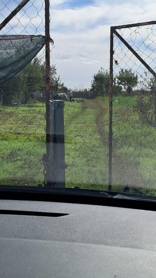 Teren intravilan situat în comuna Cazasu, la ieșirea spre Mărtăcești, cu acces d - 1