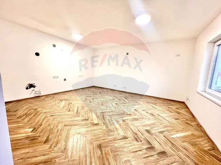 Casă de vânzare în zona Oncea, Str Ion Bogdan, teren 2.000 mp - 9