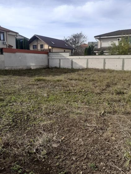 Teren intravilan - Compozitori/Primo - 250.000 euro (Cod E6) - 1