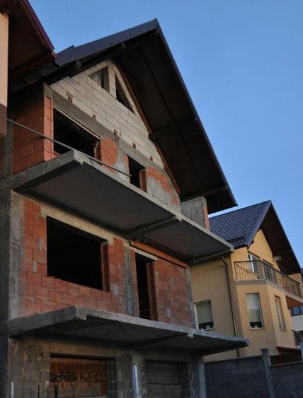 Vila la Rosu in Burdujeni - 7