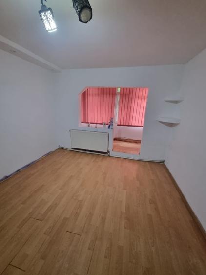 Apartament 2 camere ,50 mp, Filiasi - 1