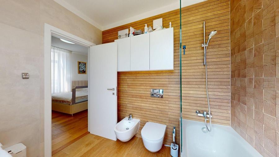 Apartament elegant 2 cam cu istorie, rafinament și facilități premium - 23