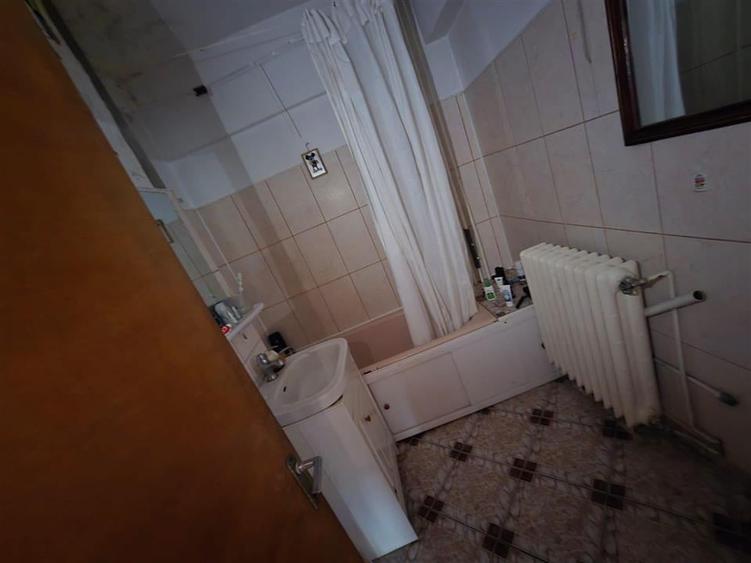 Apartament Cu Trei Camere in Fagaras Pozitie Unica - 6