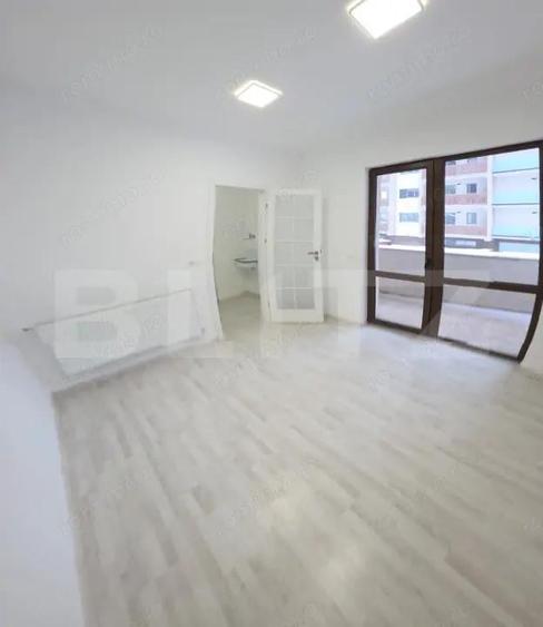 Apartament 77 mp utili locuin?a sau cabinet medical, intrare din strada - 1