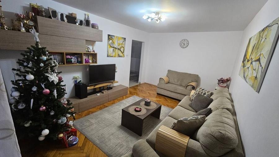 Apartament 4 camere zona Dacia - 1