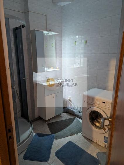 Apartament cu 2 camere semidecomandat, mobilat în Titulescu