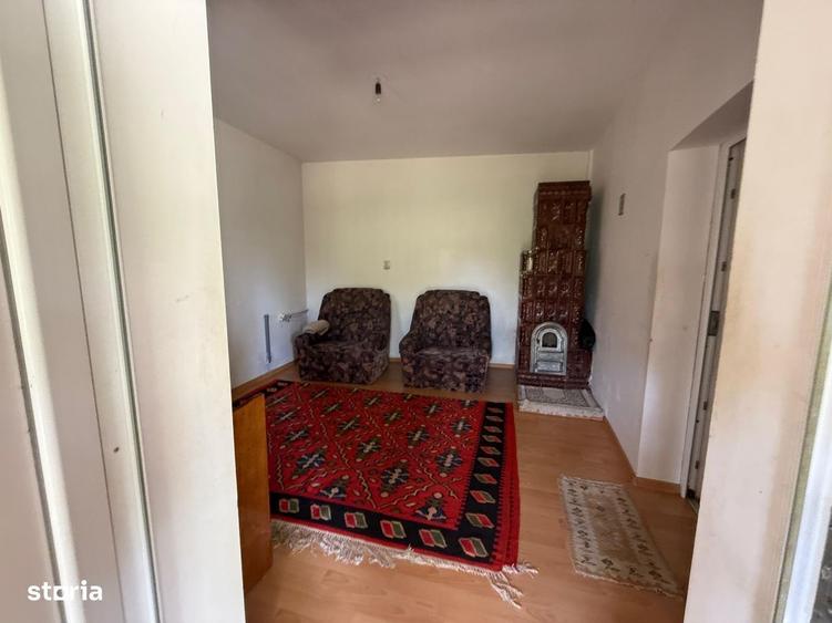 Casa de vanzare cu teren 3750 mp - 3