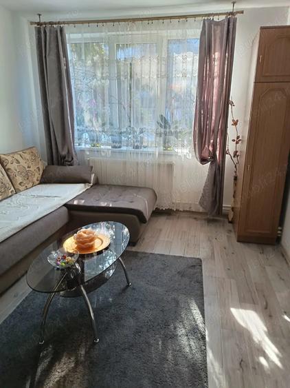 Apartament 2 camere, Parter, Mobilat ?i Centrala Proprie Zona Micro 2 - 3