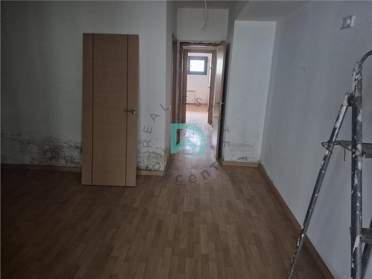 Apartament 3 camere, Cartier Minerva - 5