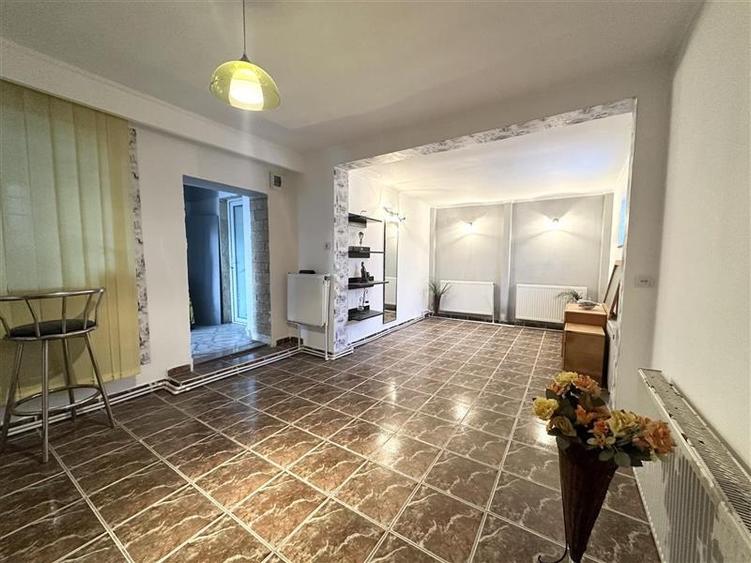 Casa cu Teren de 300 mp, zona Palas - comision 0 cumparator - 16