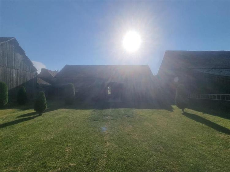 Casa cu spatiu comercial - 4