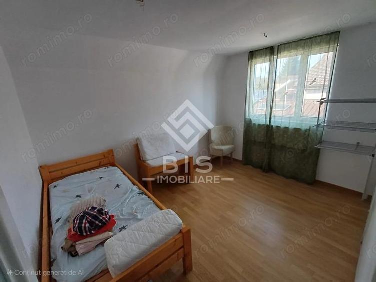 Casa 5 camere, D+P+1, Zona Nord - 1