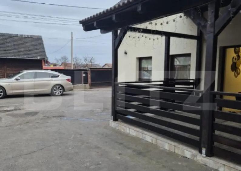 Exclusivitate! Casa de vanzare, cu 6 camere, 155 mp, zona Un - 12