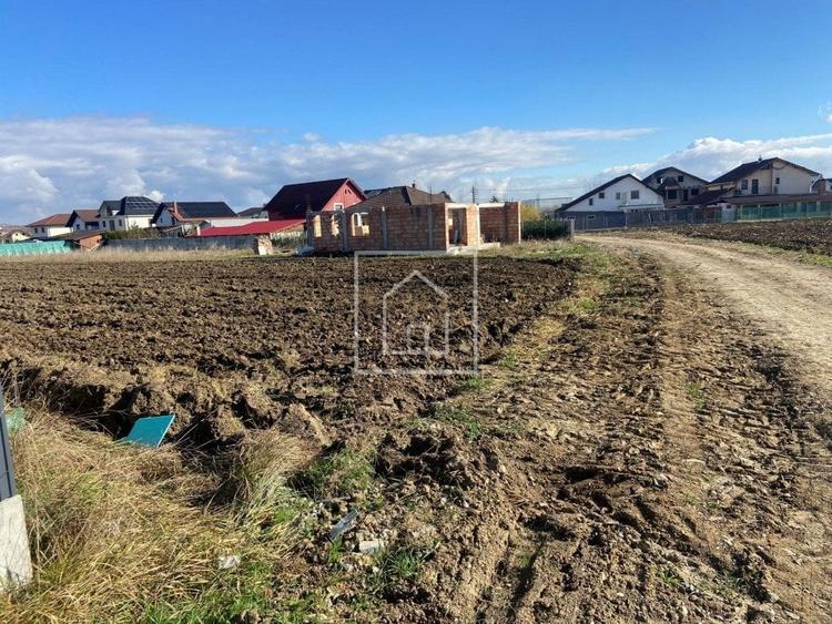 Teren intravilan in Cristian pentru ansamblu locuinte - 2