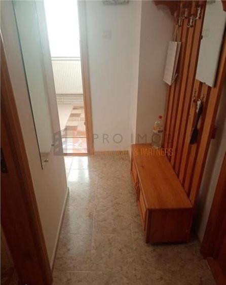 Garsoniera cf 1 decomandata  in zona Unirii  Sud - 6