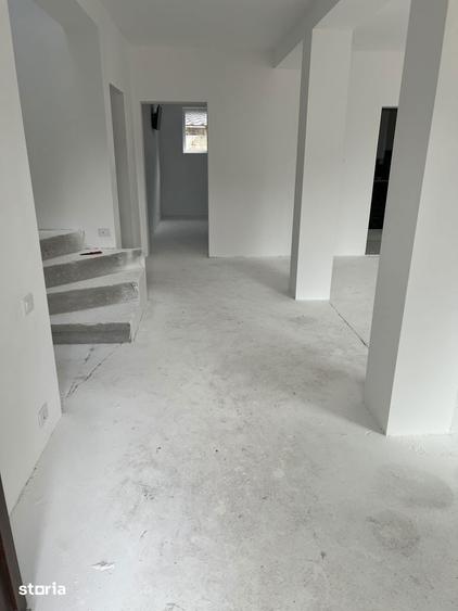 ATENTIE,OFERTA DE NERATAT!!! PROPRIETATE APROAPE DE PARTIA DE SCHI - 15