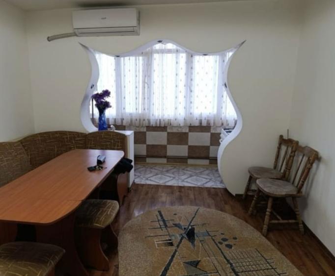 Inchiriez apartament - 3