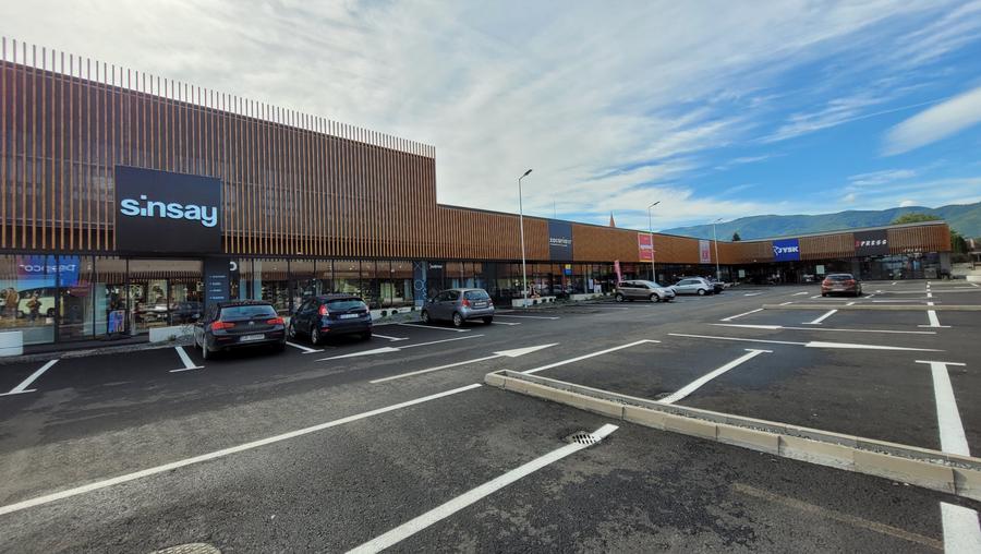 Spatiu comercial de inchiriat Zacaria Retail Center Cisnadie - 16