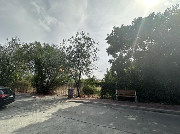 DESHIDERE  46m la  Bd. Theodor Pallady 40F/8300MP/ - 8