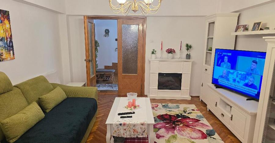 Vand apartament 3 cam. Deva, etaj 1, bloc din anul 2000, 157 mp, BOXA - 3