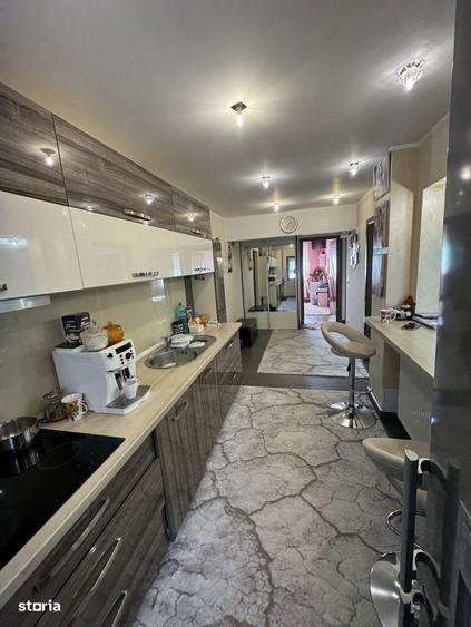 Apartament 3 camere de inchiriat Micro 17, Str. Vasile Lupu - 6