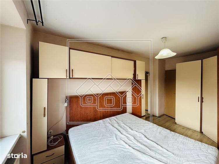 Ap la vila, cu 2 camere, balcon, 48 mp utili - Zona Trei Stejari - 2
